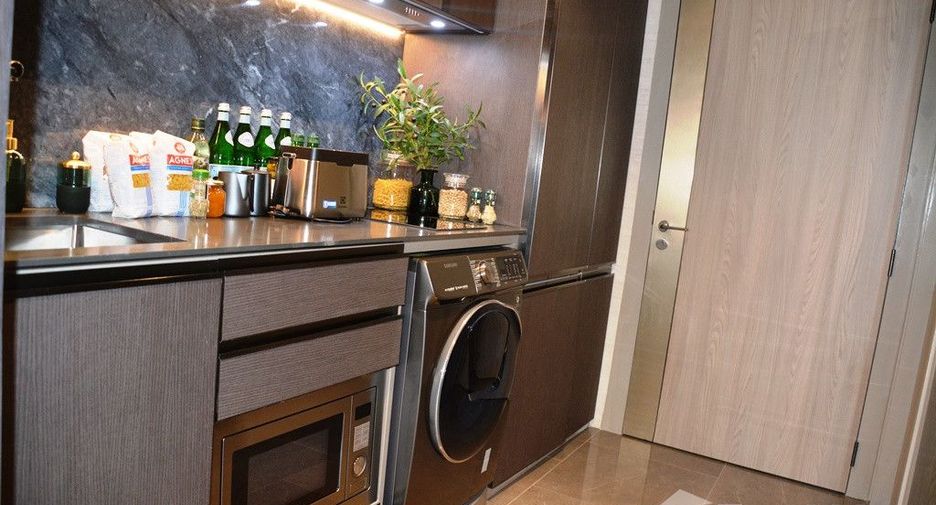 For sale 2 ベッドルーム condo in Watthana, Bangkok