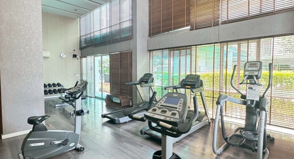 For sale 1 bed condo in Mueang Rayong, Rayong