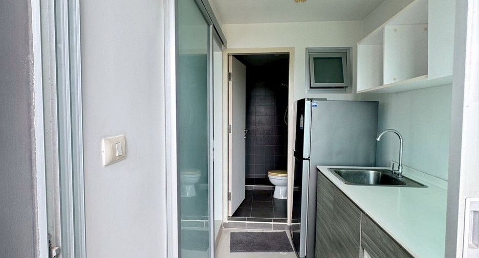 For sale 1 bed condo in Mueang Rayong, Rayong
