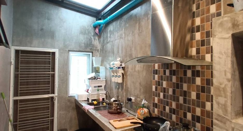 For sale 2 bedrooms townhouse in Thalang, Phuket
