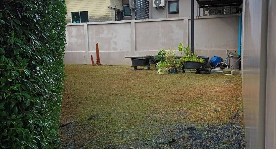 For sale 2 bedrooms townhouse in Thalang, Phuket