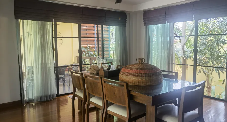 For sale 6 bedrooms house in Mueang Phitsanulok, Phitsanulok