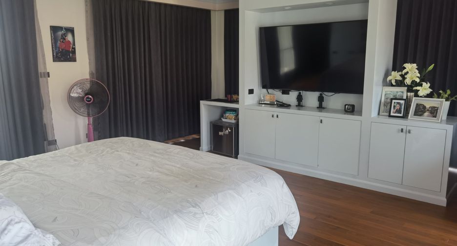 For sale 6 bedrooms house in Mueang Phitsanulok, Phitsanulok