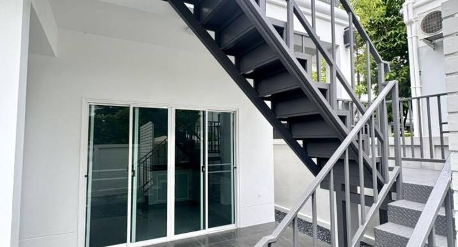 Продажа 4 спальни дом в Банг Кхун Тхиан, Бангкок