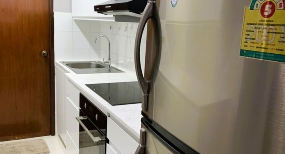 For sale 2 bedrooms condo in Sathon, Bangkok