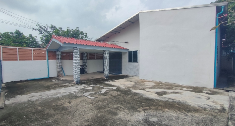 For sale 3 bedrooms house in Don Mueang, Bangkok