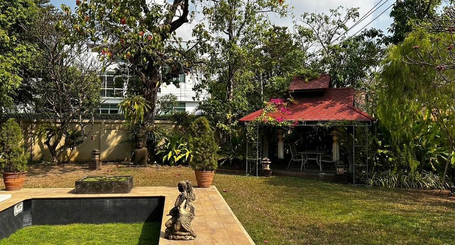 For sale and for rent 5 bedrooms house in Bang Phli, Samut Prakan