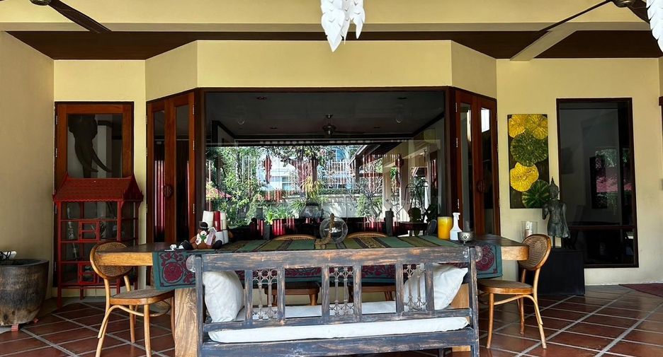 For sale and for rent 5 bedrooms house in Bang Phli, Samut Prakan