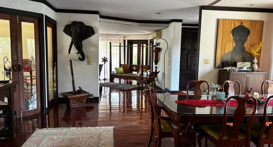 For sale and for rent 5 bedrooms house in Bang Phli, Samut Prakan