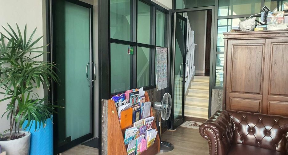 ขาย 3 ห้องนอน ทาวน์เฮ้าส์ ใน ประเวศ, กรุงเทพฯ