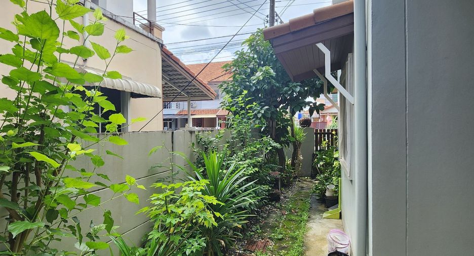 For sale and for rent 3 bedrooms house in Mueang Phuket, Phuket