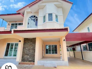 For sale 4 bedrooms house in Mueang Ubon Ratchathani, Ubon Ratchathani