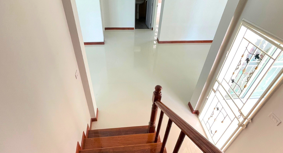 出售 4 卧室 独立屋 在 Mueang Ubon Ratchathani, Ubon Ratchathani