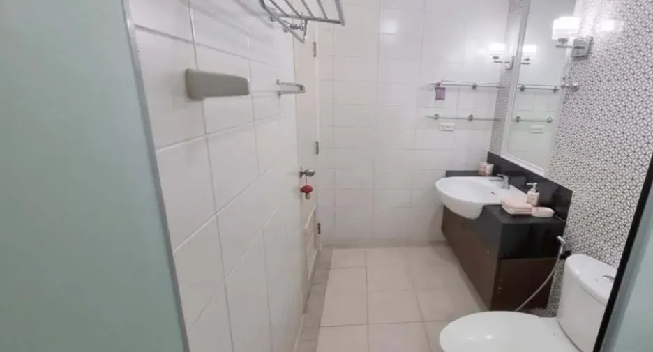 For sale and for rent 1 bed condo in Khlong Toei, Bangkok