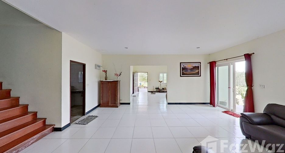 For sale 4 bedrooms house in Thalang, Phuket