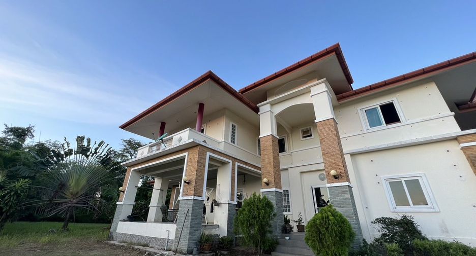 For sale 4 bedrooms house in Thalang, Phuket