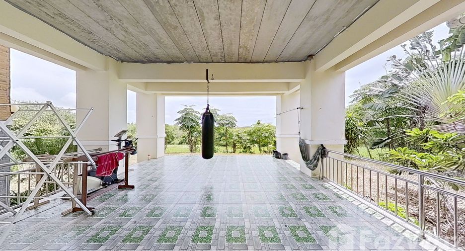 For sale 4 bedrooms house in Thalang, Phuket