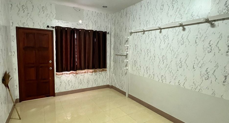 For sale 6 bedrooms townhouse in Bang Kaeo, Phatthalung