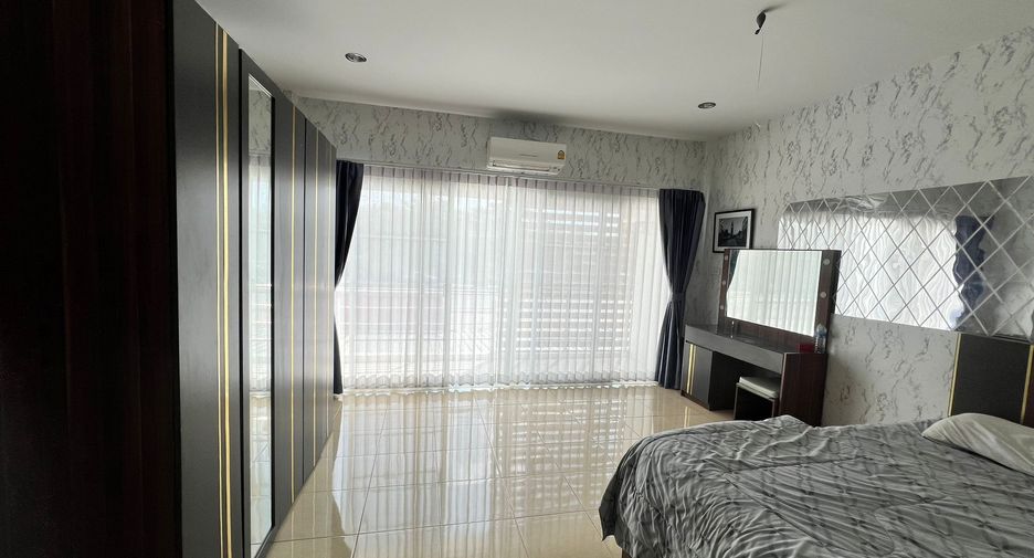 For sale 6 bedrooms townhouse in Bang Kaeo, Phatthalung