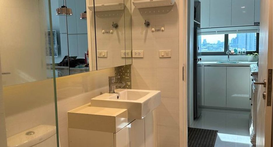 For sale and for rent 1 bed condo in Sathon, Bangkok