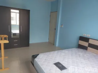 Reihenhaus zur Miete mit 4 Zimmer in Lam Luk Ka, Pathum Thani