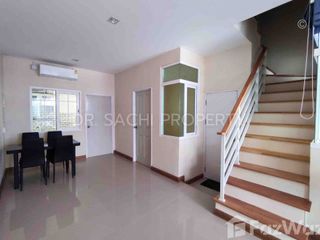 For sale 4 bedrooms townhouse in Mueang Chiang Rai, Chiang Rai