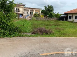 Terreno en venta en Ko Kha, Lampang