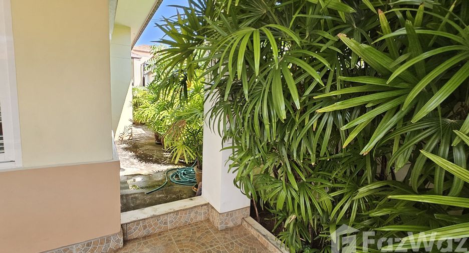 For rent 3 bedrooms house in Mueang Phuket, Phuket