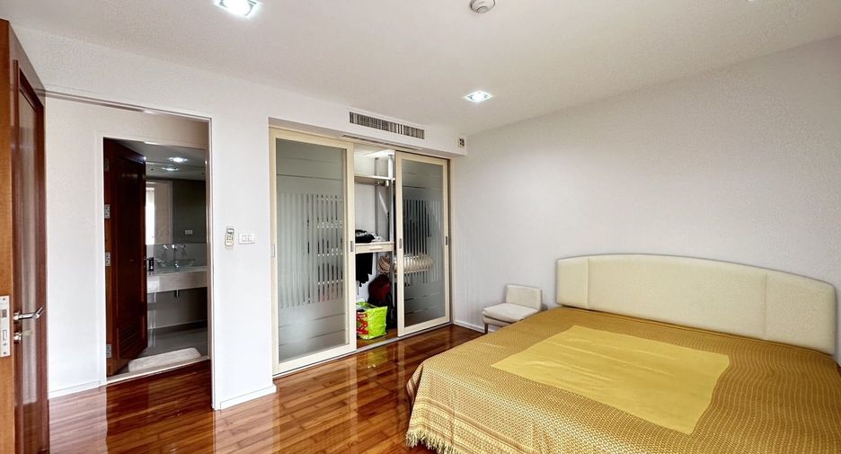 For sale and for rent 2 bedrooms condo in Khlong Toei, Bangkok
