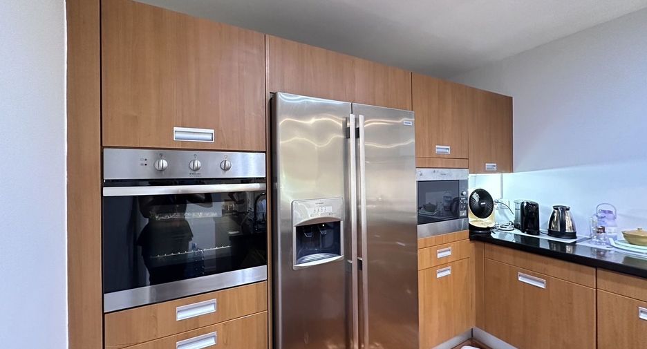 For sale and for rent 2 bedrooms condo in Khlong Toei, Bangkok