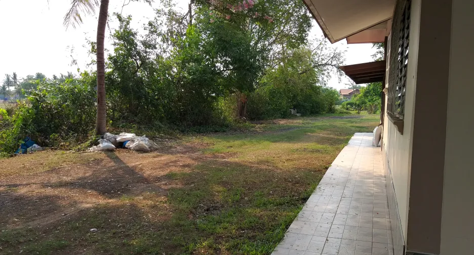 Haus zum Kauf mit 8 Zimmer in Mueang Surin, Surin