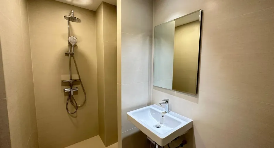 For rent 2 bedrooms condo in Thalang, Phuket