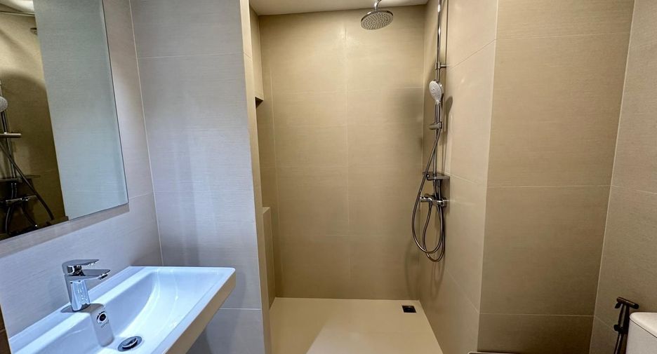 For rent 2 bedrooms condo in Thalang, Phuket