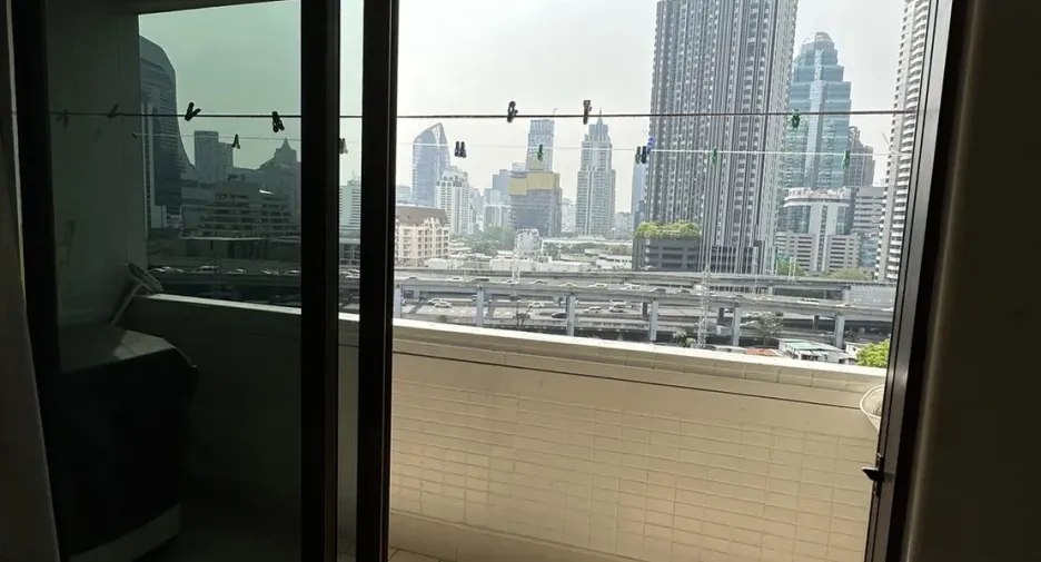 For sale and for rent 2 bedrooms condo in Watthana, Bangkok
