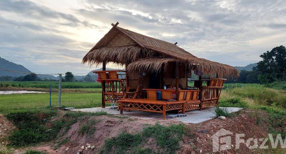 For sale 3 bedrooms house in Ban Rai, Uthai Thani