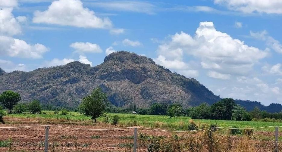 For sale 3 bedrooms house in Ban Rai, Uthai Thani