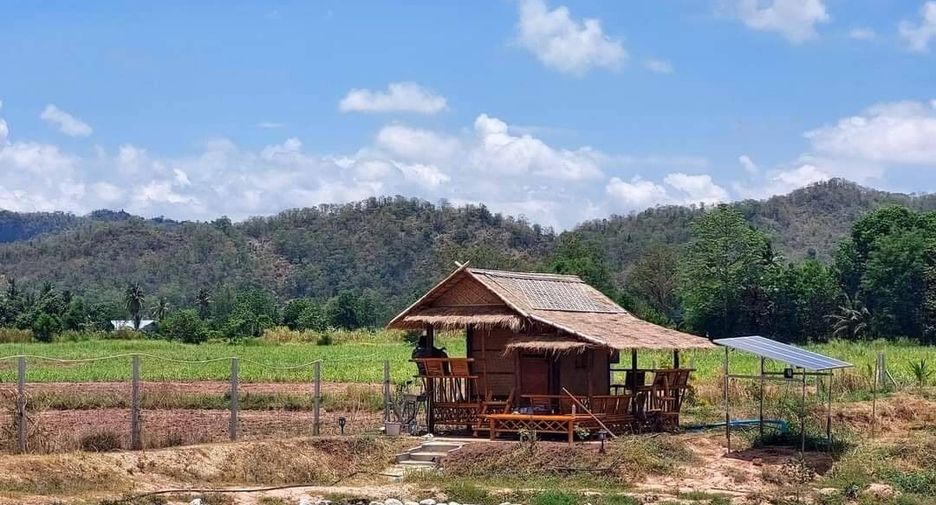 For sale 3 bedrooms house in Ban Rai, Uthai Thani