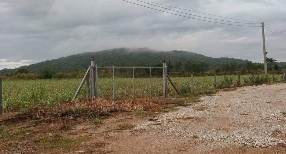 For sale 3 bedrooms house in Ban Rai, Uthai Thani