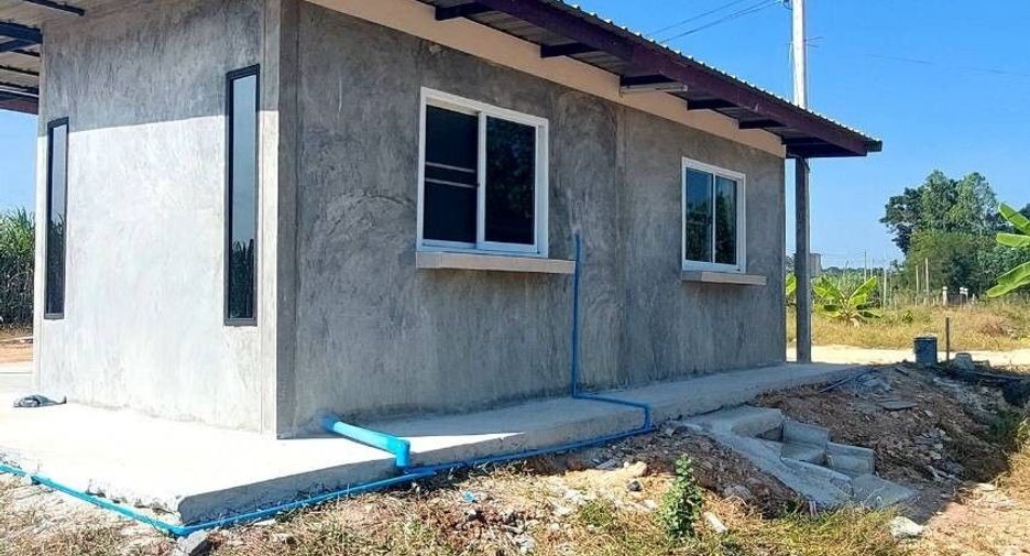 For sale 3 bedrooms house in Ban Rai, Uthai Thani