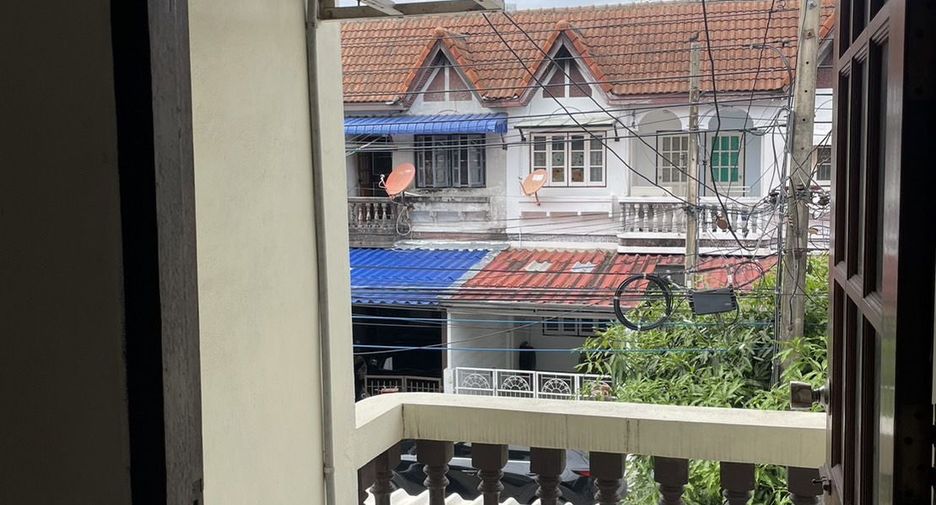 出售 2 卧室 联排别墅 在 Mueang Samut Prakan, Samut Prakan