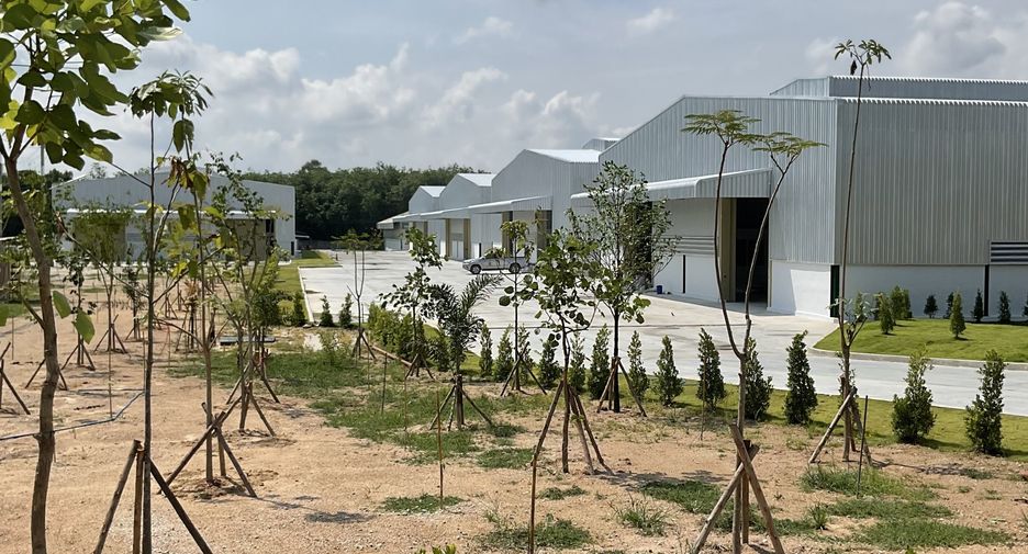 For sale 9 bedrooms house in Nikhom Phatthana, Rayong