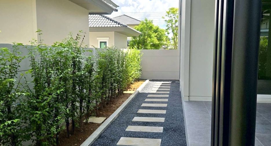 Casa en alquiler de 4 habitaciones en Mueang Phuket, Phuket