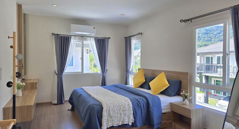 Casa en alquiler de 4 habitaciones en Mueang Phuket, Phuket