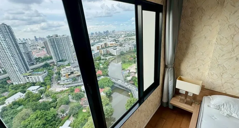 For sale and for rent 1 bed condo in Watthana, Bangkok
