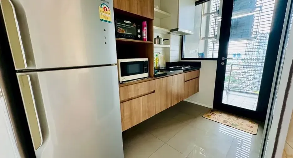 For sale and for rent 1 bed condo in Watthana, Bangkok
