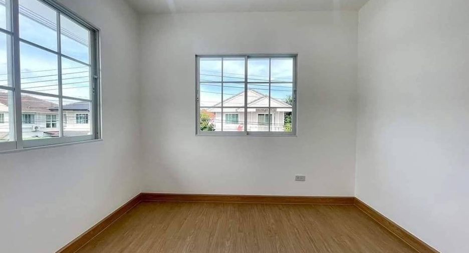 For sale 3 bedrooms house in Lam Luk Ka, Pathum Thani