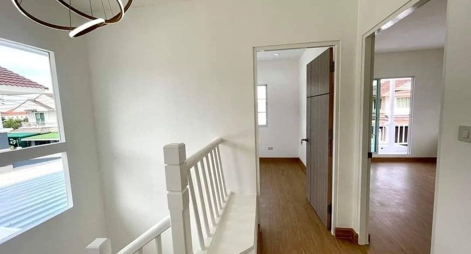 For sale 3 bedrooms house in Lam Luk Ka, Pathum Thani