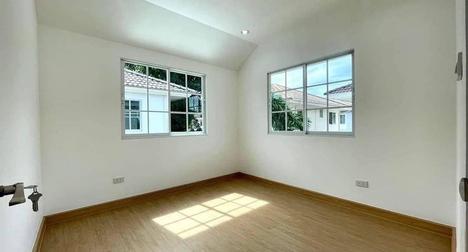 For sale 3 bedrooms house in Lam Luk Ka, Pathum Thani