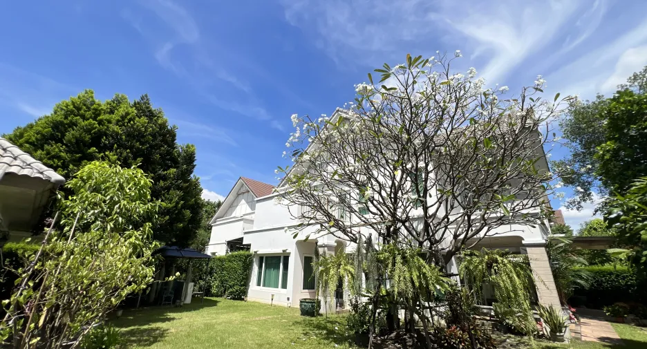 For sale 4 bedrooms house in Pak Kret, Nonthaburi