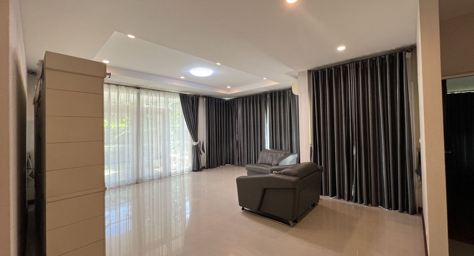 For sale 4 bedrooms house in Pak Kret, Nonthaburi